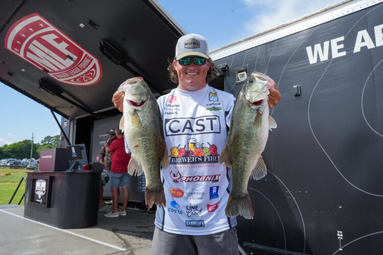 Image for GALLERY: Day 2 Weigh-in on the shores of Hartwell