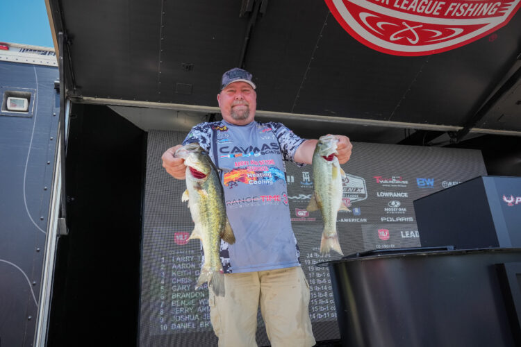 Taylor goes from ninth to first on Strike King co-angler side - Major  League Fishing