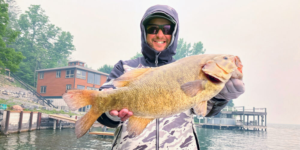 Meyer rings up 26 pounds of smallmouth for Day 2 lead on Cayuga Lake -  Major League Fishing