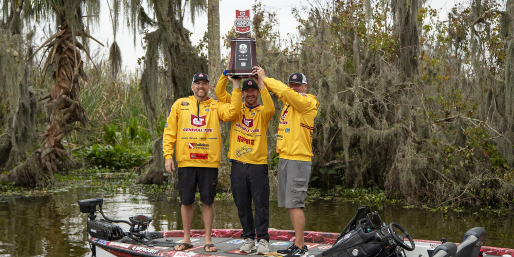 Image for Team Crockett Creek Beef Jerky wins inaugural General Tire Team Series Bass Pro Shops Championship Presented by B&W Trailer Hitches