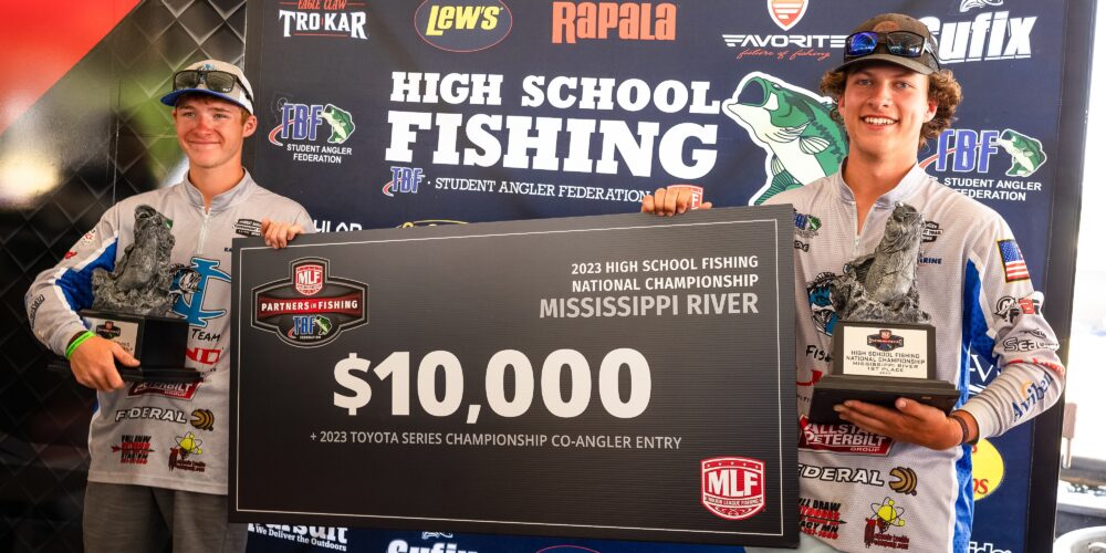Image for Minnesota’s Cambridge-Isanti Blue Jackets edge field by 6 ounces to Win 2023 High School Fishing National Championship 