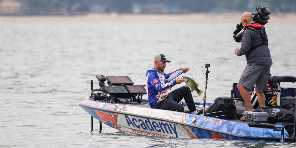 Image for Takeaways from Day 1 at Saginaw Bay: Largemouth dominate numbers, smallmouth top SCORETRACKER® 