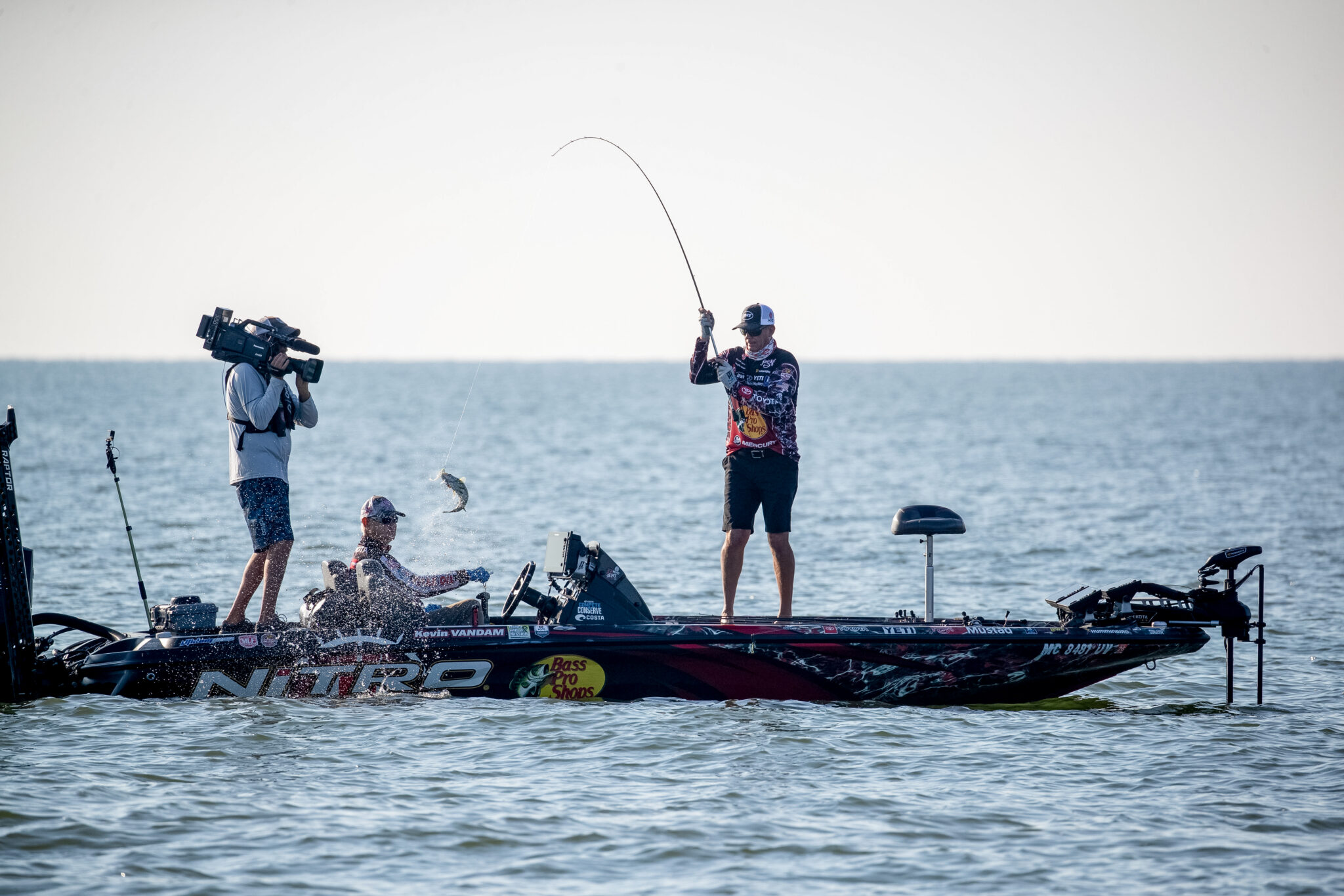 Vinson holds lead on Saginaw Bay, lots of action on 'moving day