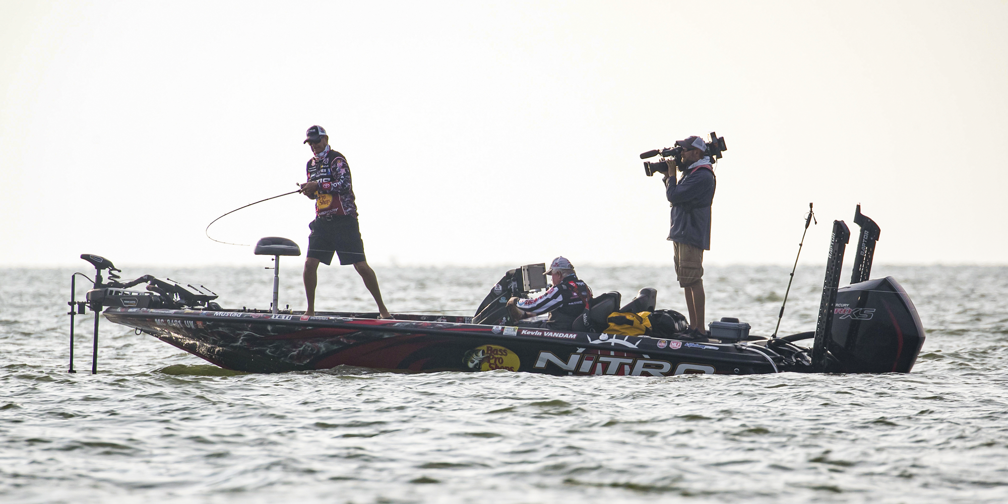 VanDam grabs Saginaw Bay lead, eyes victory in final regular