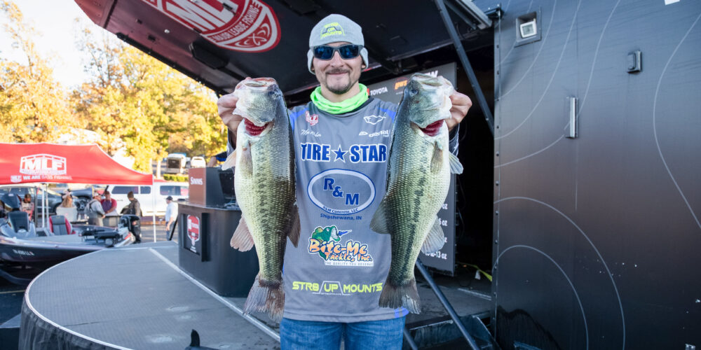 Image for Raber sacks 17-12 for the lead on Day 1 at Table Rock