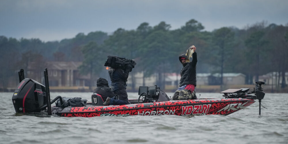 Image for Spencer Shuffield leads Top 10 to Championship Round at B&W Trailer Hitches Stage One at Toledo Bend Presented by Power-Pole