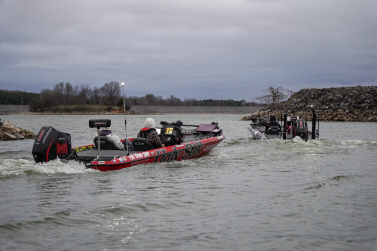 Image for GALLERY: Top 25 buckle up for the final day on Kentucky Lake