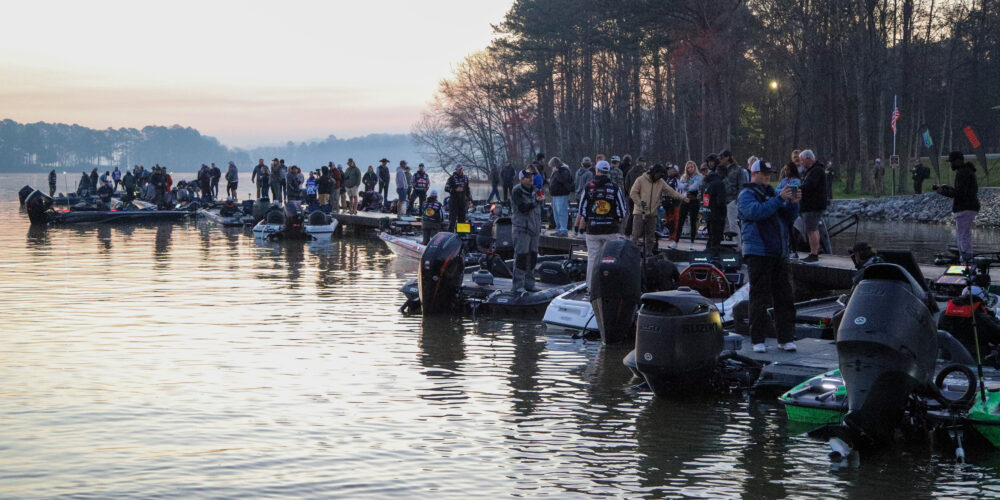 GALLERY: Championship Round is underway on Lay Lake - Major League Fishing