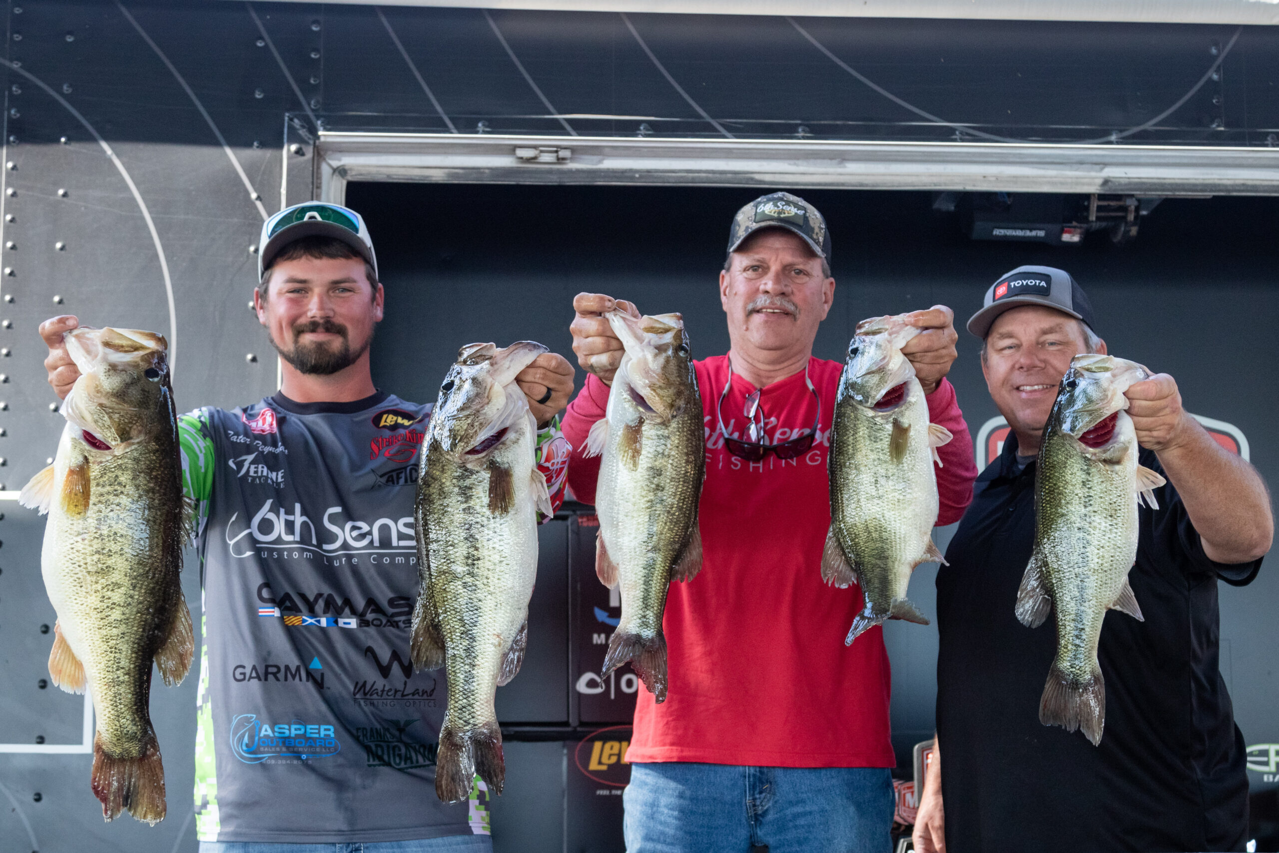 All-day bass: Top summer largemouth lures for fishing morning, noon and  night • Outdoor Canada
