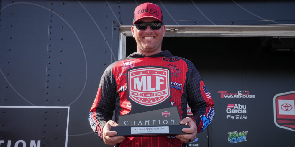 Image for Cooper eclipses 20 pounds on final day to top massive field at Smith Lake