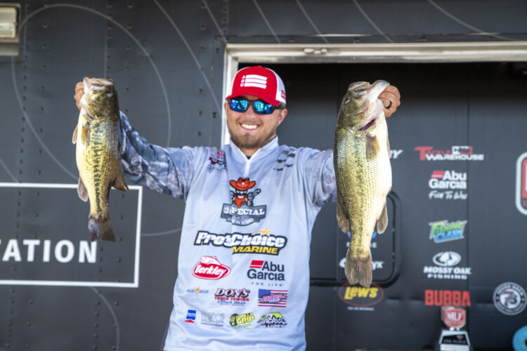 Lasyone Extends Lead on Day Two - Major League Fishing