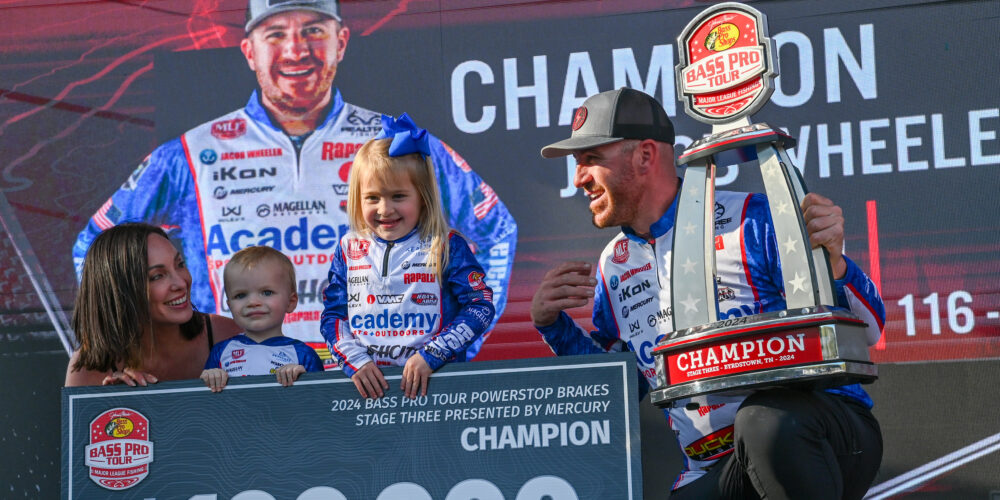 Bass Pro Tour MLFNOW! Live Stream, Stage Four Day 1 (5/16/2023) - Major  League Fishing