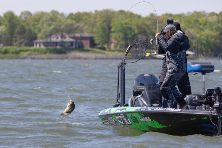 Image for GALLERY: Finishing up Day 2 on Kentucky Lake
