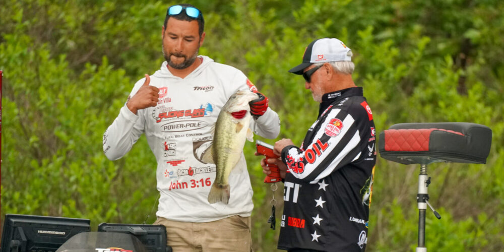 Image for Rookie Martin Villa cruises to Group B lead at Bass Pro Tour MillerTech Stage Four Presented by REDCON1 at Lake Eufaula 