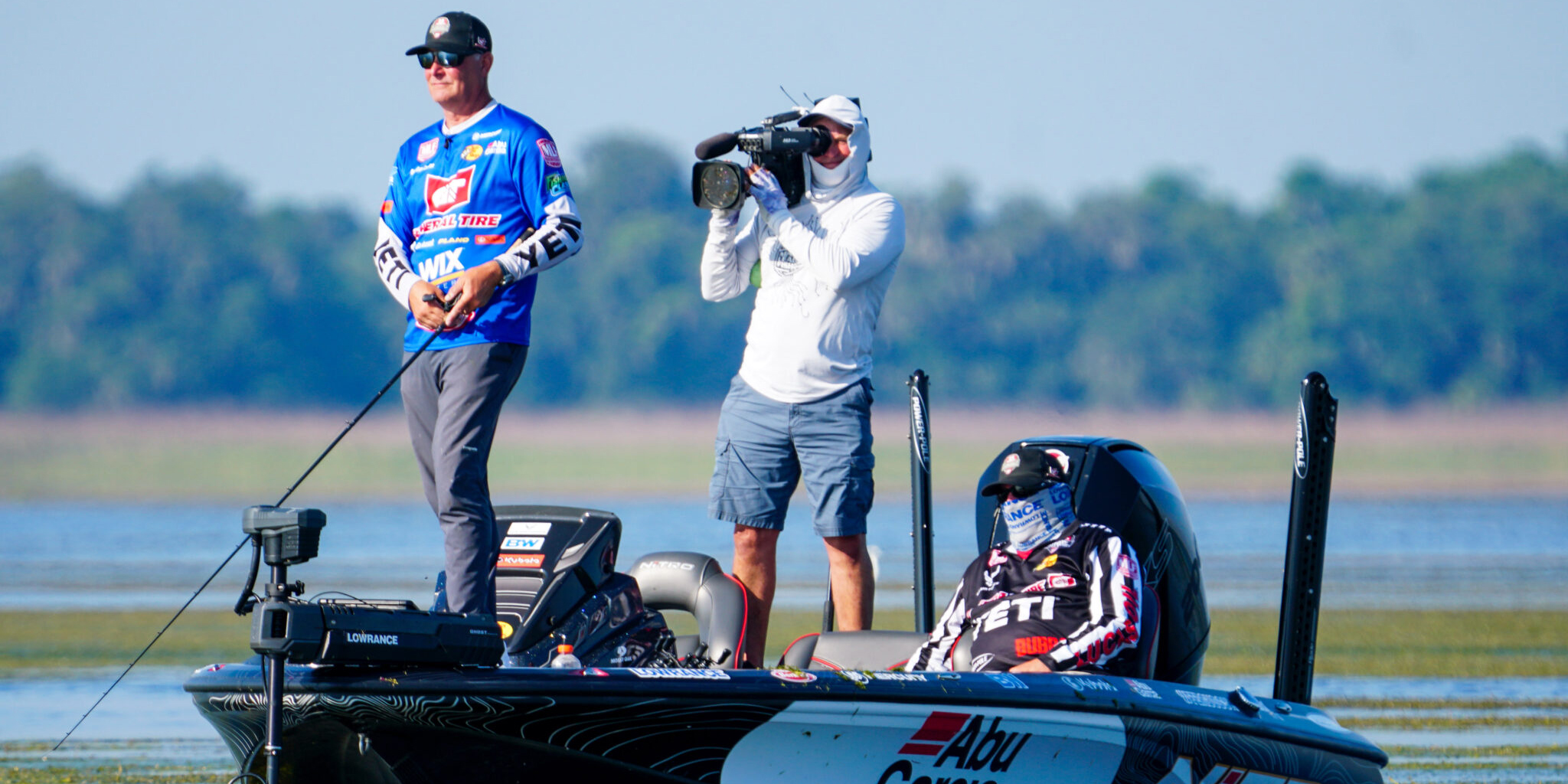 Coulter wins Group A Qualifying Round, splits big bass award with Ehrler at  General Tire Heavy Hitters on the Kissimmee Chain of Lakes Presented by  Bass Pro Shops - Major League Fishing