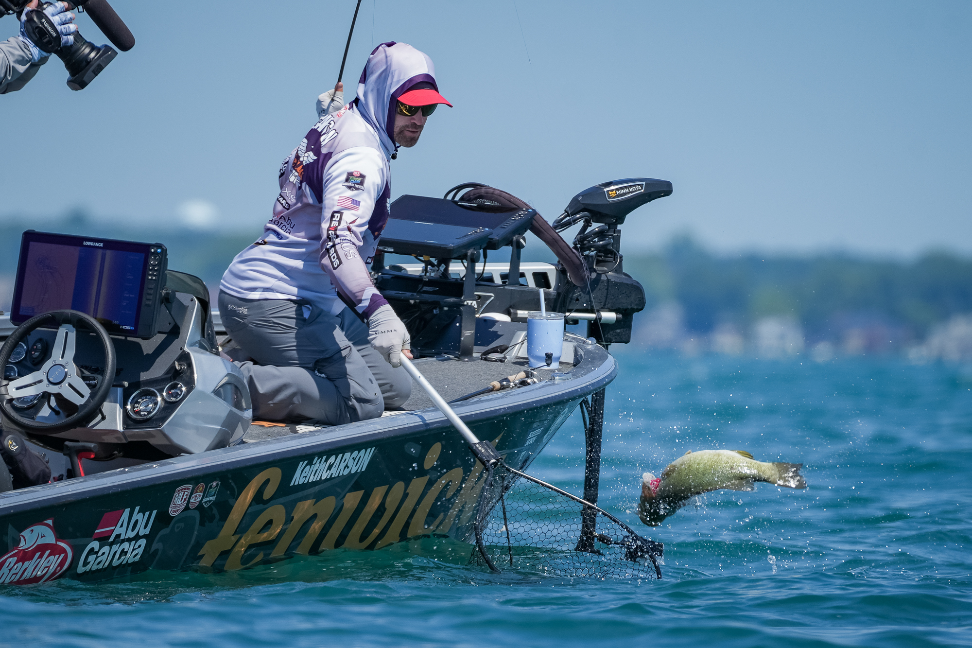 GALLERY Scooping up smallies on the last day of the Invitationals