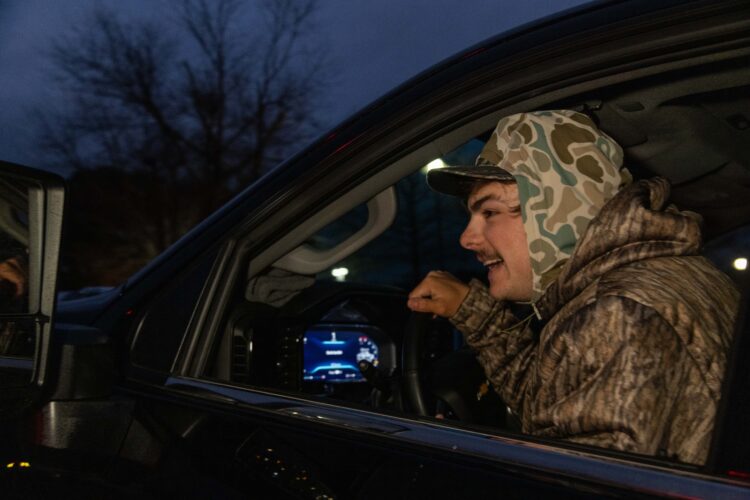 Image for GALLERY: Top 25 pros and Strike King co-anglers set out on Pickwick