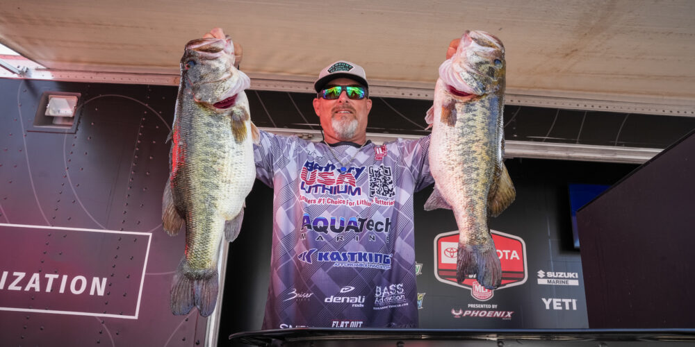 Image for Branagh and Knudsen top 30 pounds to set the pace at Okeechobee