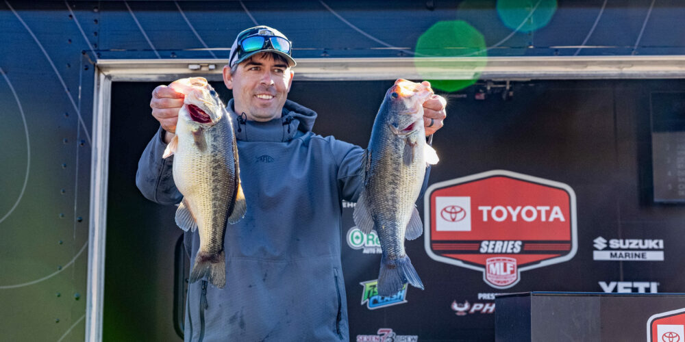 Image for Hirt takes the early lead at Lake of the Ozarks