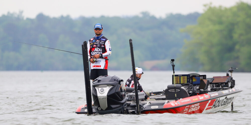 Image for Lucas grabs Day 1 lead on Chickamauga