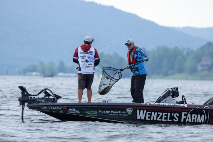 Image for GALLERY: Fishing hard to make the cut on Day 2 at Guntersville