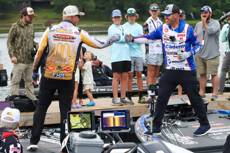 Image for GALLERY: Championship Round underway on Kentucky Lake