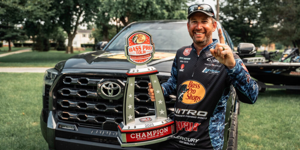 Image for Flooded beaver dam helps Ott DeFoe win Toyota Bonus Bucks
