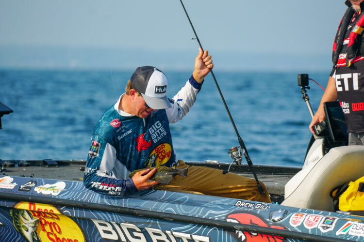GALLERY: Anglers embark on Saginaw Bay for Bass Pro Tour's final event of 2025 - Major League Fishing GALLERY: Anglers embark on Saginaw Bay for Bass Pro Tour's final event of 2025 - Major League Fishing