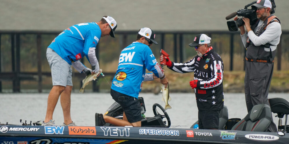 Image for Team B&W Trailer Hitches’ LeBrun and Faircloth smash Team Series record to win Knockout Round Match 1 at Bass Pro Shops Summit Cup Presented by Zenni