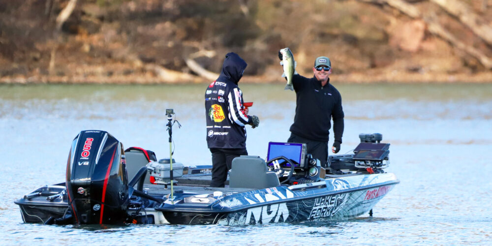 Image for Sprague leads after scorching Day 1 on chilly Lake Guntersville