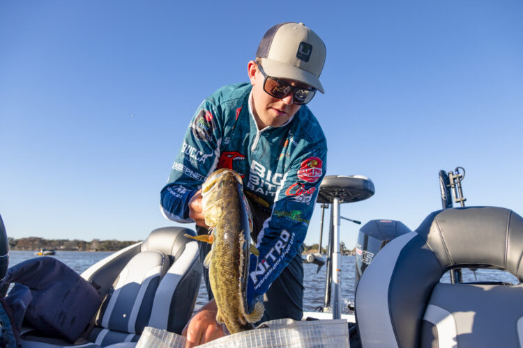 Image for GALLERY: Top-50 roster set after second weigh-in on the Harris Chain