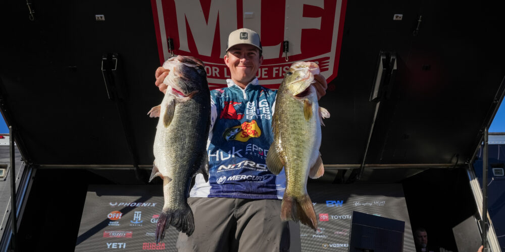 Image for Gill takes big lead at the Harris Chain 