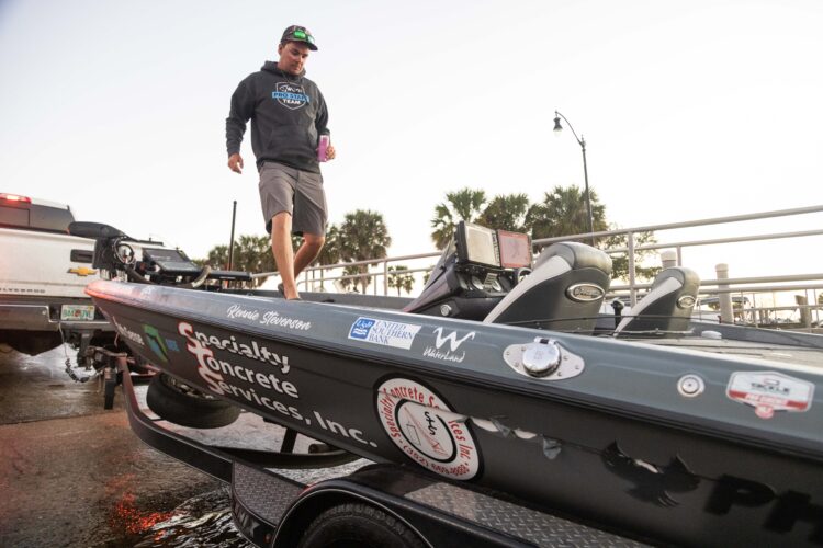 Image for GALLERY: Another perfect day starts on the Kissimmee Chain