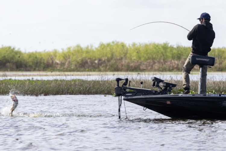 Image for GALLERY: Leaders battle on Day 2 at Kissimmee