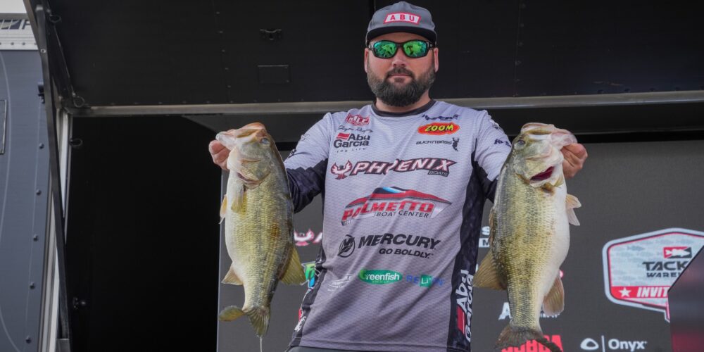 Image for Whole lake, tacklebox should be open on Hartwell