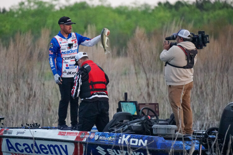 Image for GALLERY: Bass Pro Tour anglers return to O.H. Ivie for Qualifying Round finale of Stage 4