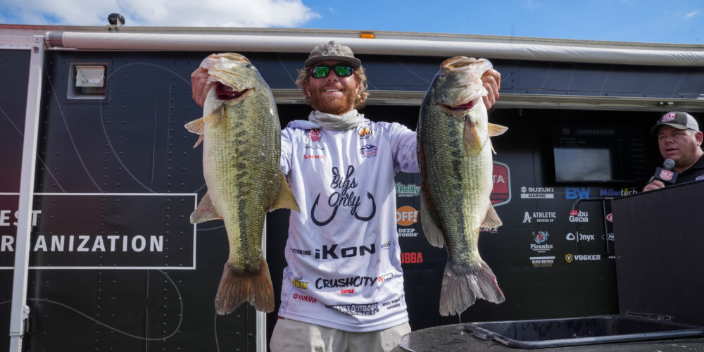 Image for Shaw on top again at the Tennessee River