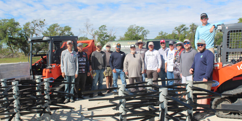 Image for MLF Fisheries Management Division completes habitat restoration project at Lake Waco