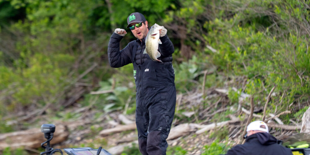 Maryland's Bryan Schmitt finishes strong on the Potomac River for