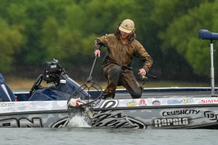 Image for GALLERY: Reeling in kickers on Championship Sunday at Lake Eufaula