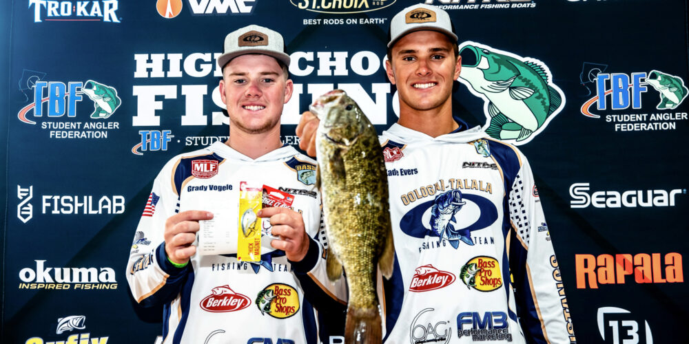Image for GALLERY: Weighing in on Day 1 of the High School National Championship