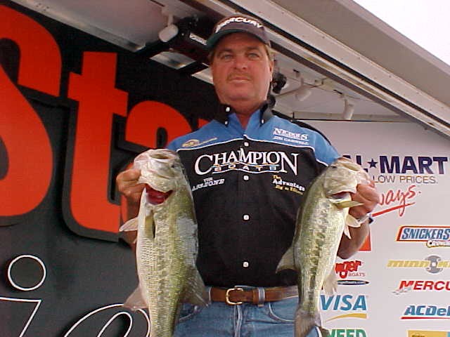 Image for Carnell captures overall lead at EverStart Sam Rayburn tourney