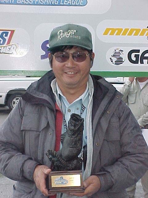 Image for Sakata wins Wal-Mart Bass Fishing League tournament on the California Delta