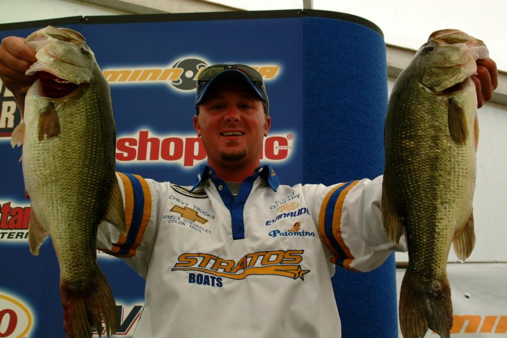Image for Grigsby grabs pro lead at $1 million Forrest Wood Open