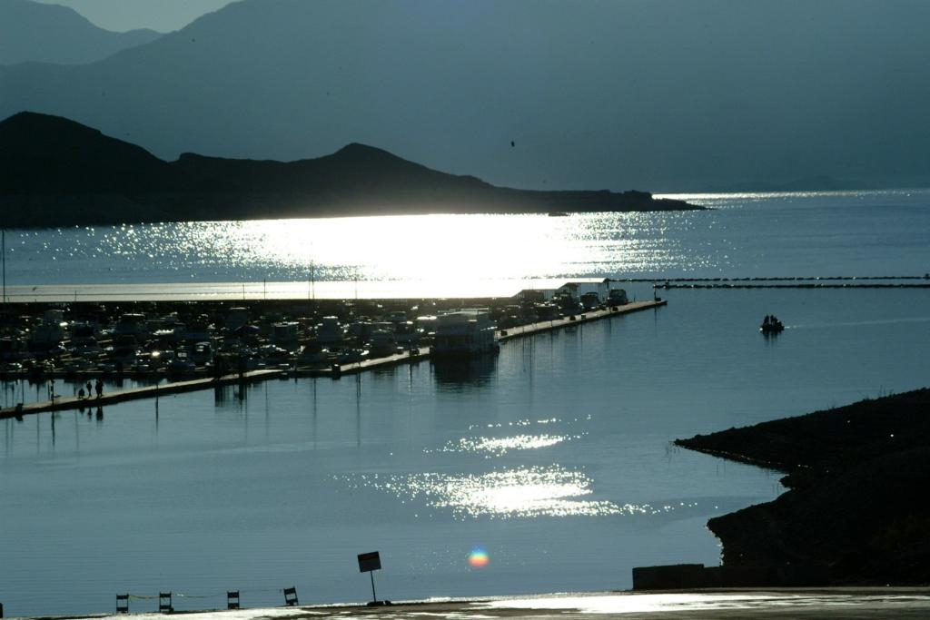 Image for Lake Mead mania begins