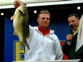 Luke Clausen caught five bass weighing 25 pounds, 5 ounces Saturday on California?s Clear Lake, the largest stringer of an all-around heavyweight tournament.