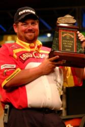 Pro Dan Morehead of Paducah, Ky., shows off his trophy after winning the 2003 FLW Land O