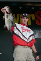 Pro Anthony Gagliardi of Prosperity, S.C., is in second with 14 pounds, 7 ounces.