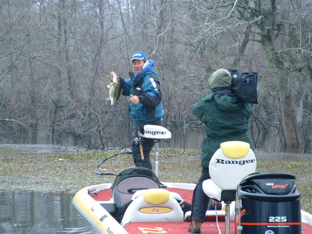 Image for ‘FLW Outdoors’ TV show highlights Wal-Mart FLW Tour’s second stop on Atchafalaya Basin