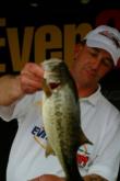 Co-angler Frank Divis Sr., of Fayetteville, Ark., used a total catch of 24 pounds, 11 ounces to finish in second place.